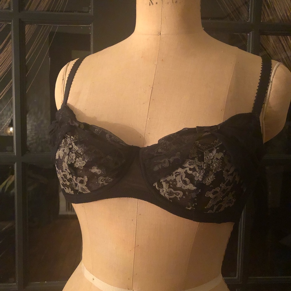 VINTAGE CHANTAL THOMASS BRA BLACK